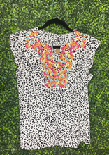 Load image into Gallery viewer, White cheetah floral blouse

