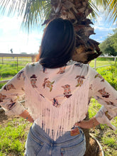 Load image into Gallery viewer, White fringe blouse

